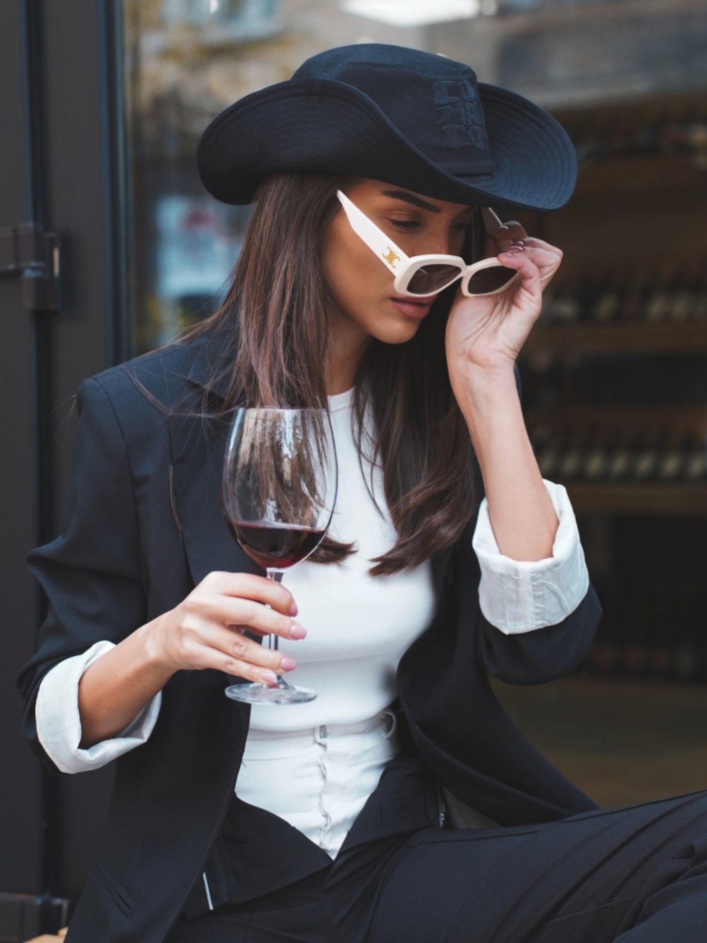 GINA Black Bucket Hat