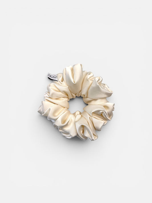Off White | SILK Small Scrunchie